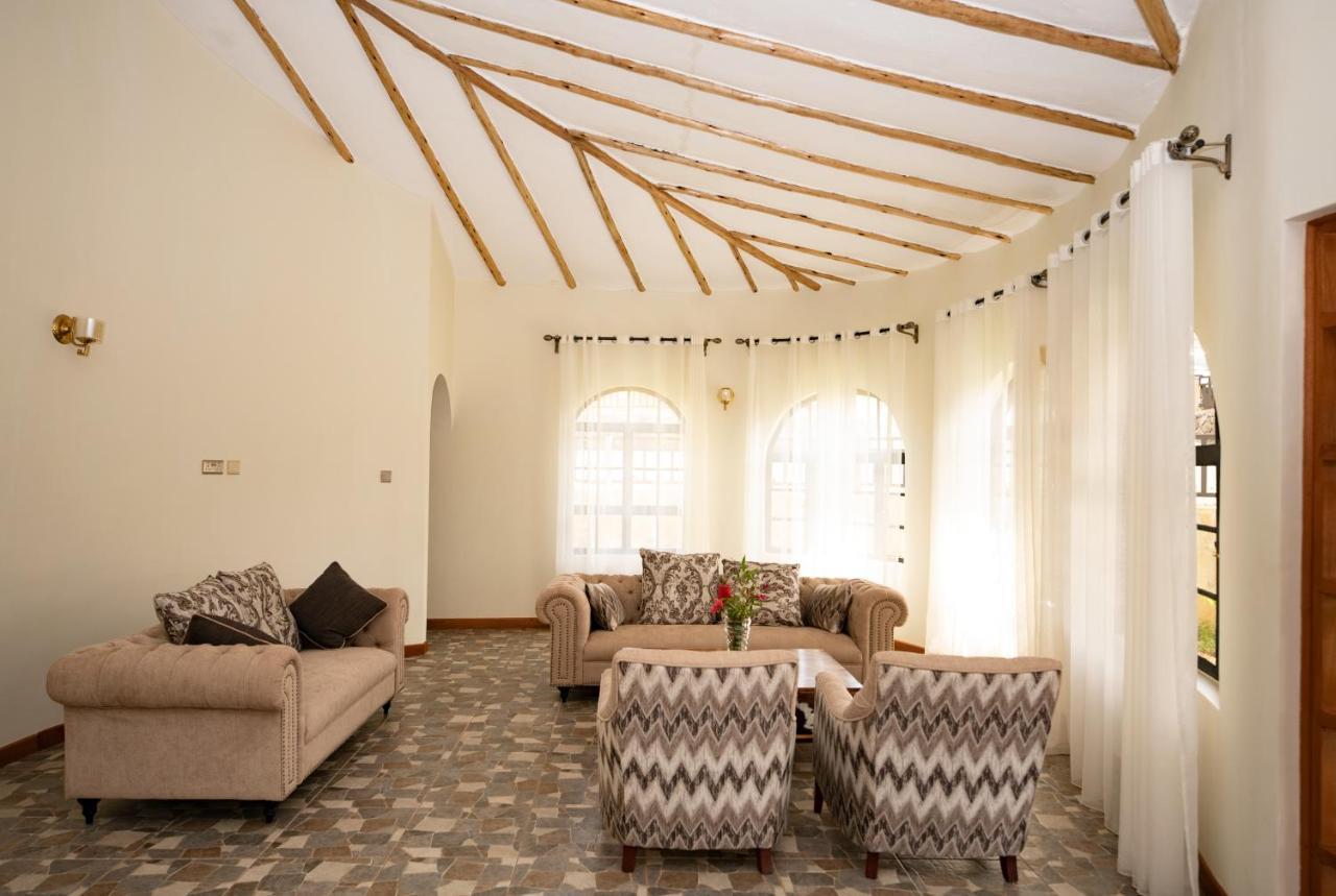 Saab Royale Resort Kajiado Exterior foto